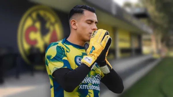 Luis Malagón durante calentamiento en el América