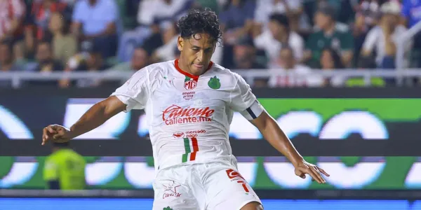 Luis Romo salió lesionado del Mazatlán vs Chivas