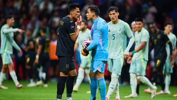 Malagón defendió la playera del tricolor con todo | foto: MexSport