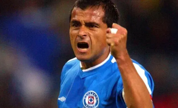 Marcelo Delgado festeja gol con el combinado de Cruz Azul (Fuente: Mexsports)