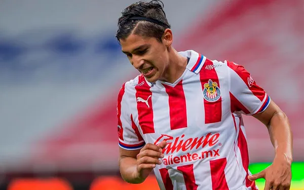 Marcelo Michel Leaño podría hacer algunas modificaciones tras el regreso de José Juan Macías a Chivas.
