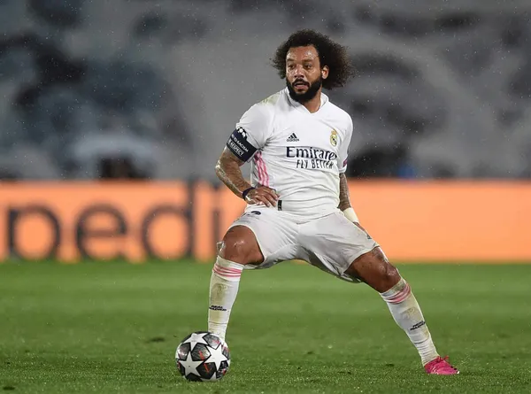 Marcelo termina contrato con el Real Madrid en junio 2022, por lo que sería buscado por clubes de la Liga MX, entre ellos América, pero su estratosférico salario sería una gran complicación.