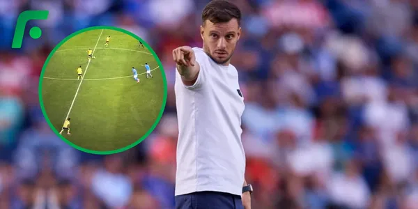 Martín Anselmi durante encuentro del Cruz Azul (Fuente: MEXSPORT)