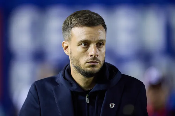 Martín Anselmi en un partido de Cruz Azul (Foto: Mexsport)