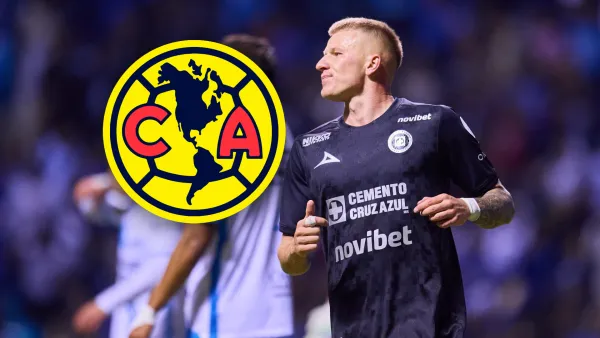 Mateusz Bogusz durante un cotejo de Cruz Azul