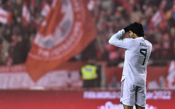 México sigue sin caminar en el eliminatorio de Concacaf y esta noche fue exhibida por una selección canadiense que hizo lo justo para llevarse la victoria.