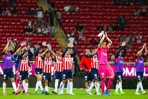 Michel Leaño podría tener castigado a Cristian Calderón y todo por su ego.