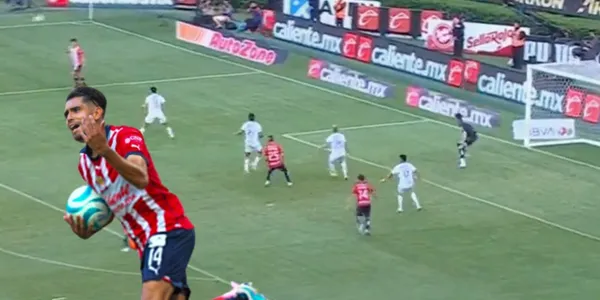 Mira el gol de Ricardo Marín que pone el 1 a 2 ante Rayados de Monterrey, Chivas busca el empate