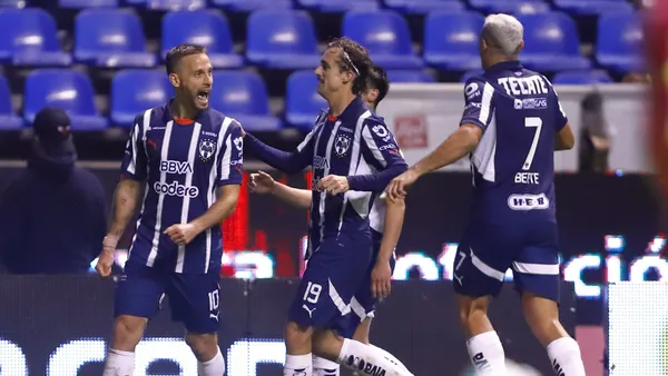 Monterrey venciendo a Puebla | Foto: @LigaBBVAMX