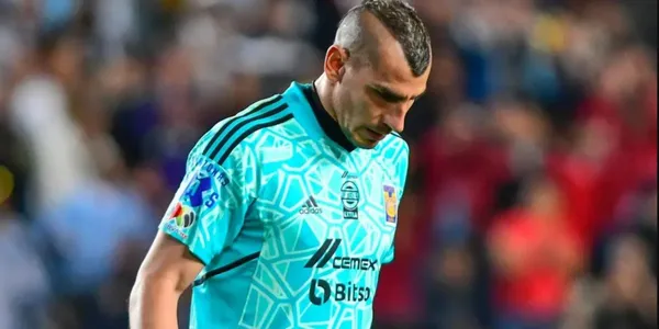 Nahuel Guzmán en un partido de Tigres (Foto: Imago7)