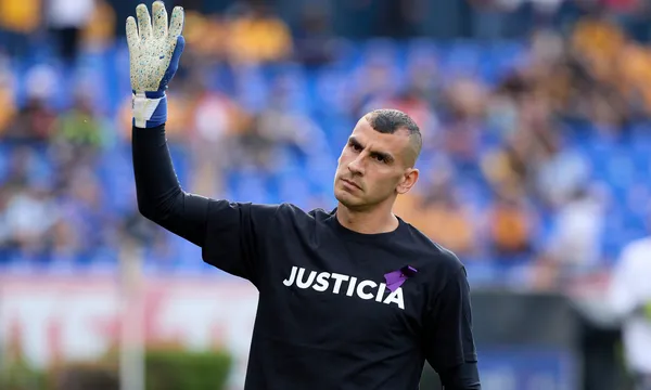 Nahuel Guzmán nuevamente dio que hablar, ahora fue en el partido contra América