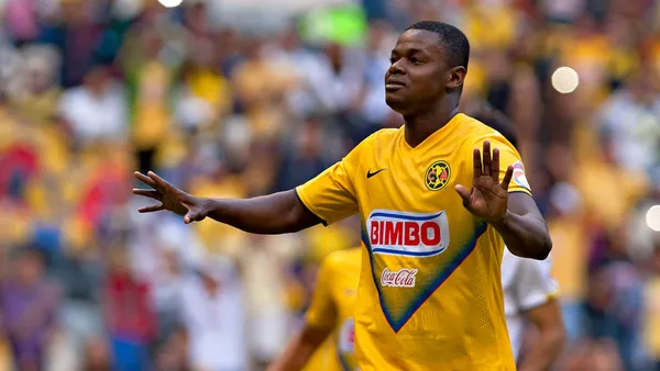 Narciso Mina con la camiseta del América. (Foto: Esto)
