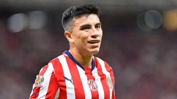 Nene Beltrán podría salir de Chivas | Foto: X @chivas