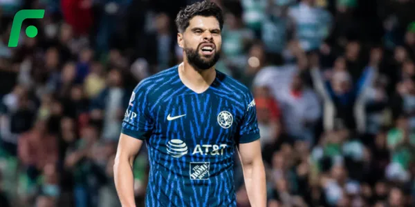 Néstor Araujo (Fuente: MEXSPORT)