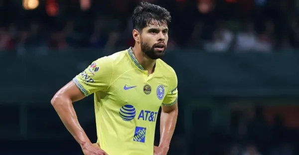 Néstor Araujo llegó como fichaje estrella y hoy es uno más de América.