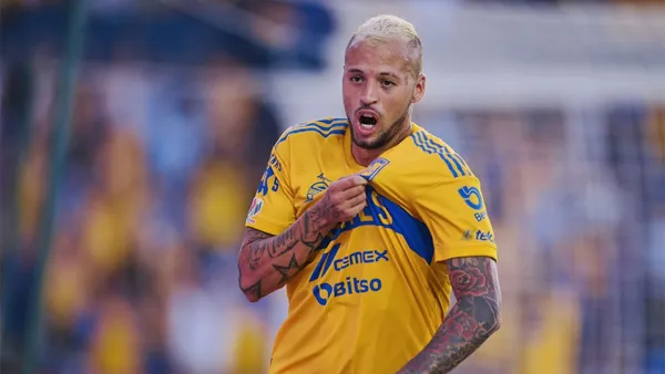 Nico 'Diente' López, con la camiseta de Tigres. FOTO: INFO7