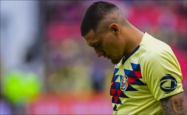 Nicolás Castillo no fue registrado y ahora se auspicia con este club al que podría llegar.