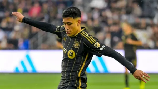 Omar Campos es nuevo refuerzo de Cruz Azul y el equipo que rechazó para llegar a la máquina | Foto: LAFC