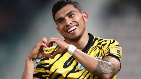 Orbelín Pineda tiene actividad con el AEK de Atenas, preocupa en Chivas | foto: AM