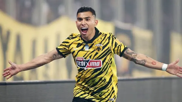 Orbelín Pineda vital en la victoria del AEK Atenas | Foto: TV Azteca