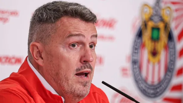 Óscar García ha sido críticado tras tres fechas con Chivas | Foto: David Tamayo