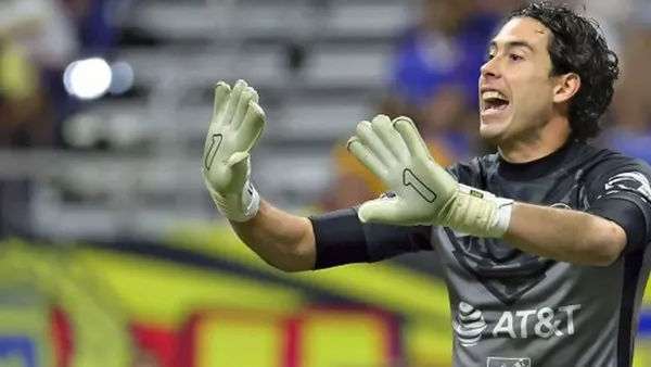 Óscar Jiménez se cansó de esperar en el América y aunque se vaya Guillermo Ochoa ya tendría nada equipo