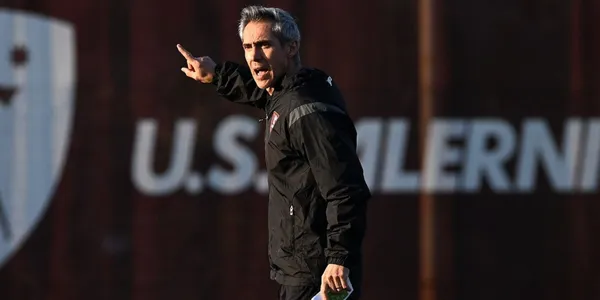 Paulo Sousa es nuevo entrenador del Salernitana. habría tomado una decisión sobre Guillermo Ochoa