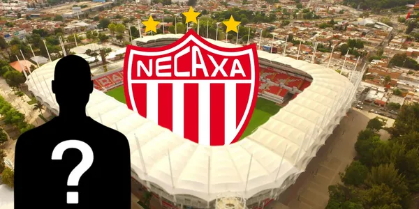 Personaje incógnito junto al estadio del Necaxa / FOTO AGS