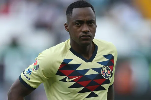 Pese a su buen momento con Atlas, el equipo rojinegro no compraría al delantero Renato Ibarra. América ya le tendría comprado boleto para su próximo destino.