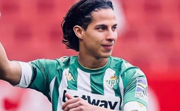 Podrá jugar con el Real Betis después de su lesión.