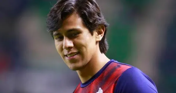 Por eso no jugó. José Juan Macías está lesionado, esto es lo que se sabe con respecto a su salud.