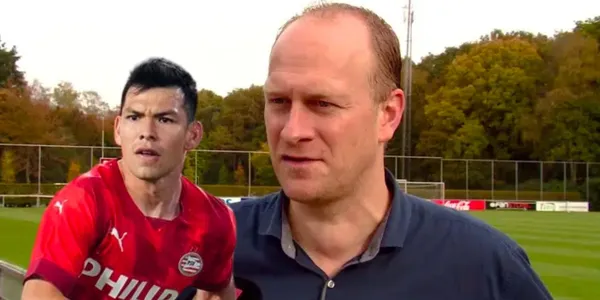 PSV vence a Go Ahead Eagles por 3 a 0 pero Hirving Lozano recibe una crítica de periodista neerlandés