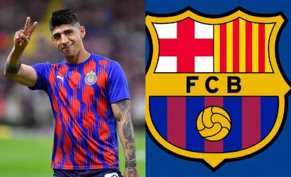 Pulido realiza calentamiento, a la derecha, escudo de Barcelona (Fuente: Mexsports)