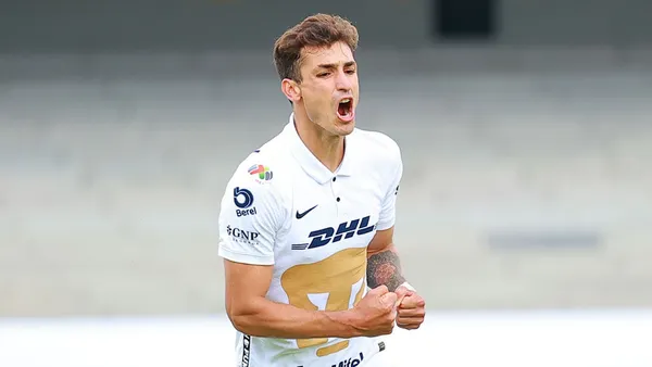 Pumas pediría mínimo 6 millones de dólares por Juan Ignacio Dinenno y únicamente lo negociarían si fuera en venta definitiva.