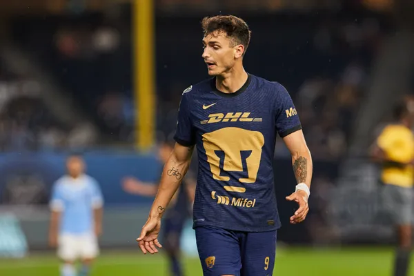 Pumas recibiría una oferta de 6.5 mdd del Palmeiras por los servicios de Juan Dinenno