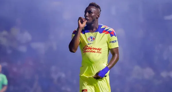 Quiñones llegó al América y ahora la selección de Colombia analiza tenerlo dentro de su nómina.