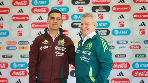 Rafa Márquez y Javier Aguirre en su presentación de regreso a México. (Foto: Fútbol Total)