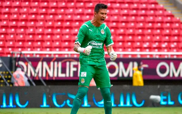 Raúl Gudiño fue renovado con base en objetivos, ahora Amaury Vergara se arrepiente.