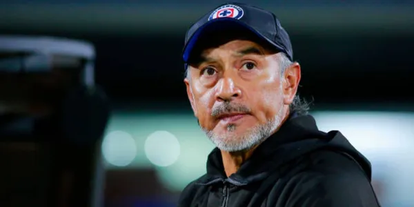 Raúl Gutiérrez no levanta cabeza con Cruz Azul y podría dejar el plantel