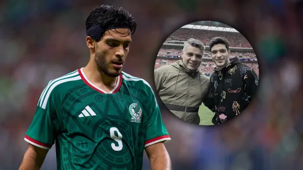 Raúl Jiménez con la selección mexicana