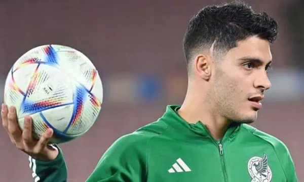 Raúl Jiménez. FOTO: RÉCORD