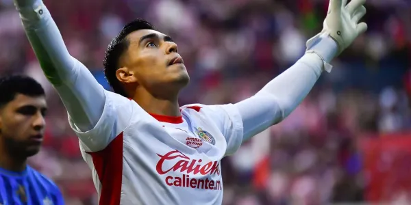 Raúl Rangel recibió serias críticas tras el gol de Paulo Ramírez en el Clásico Tapatío