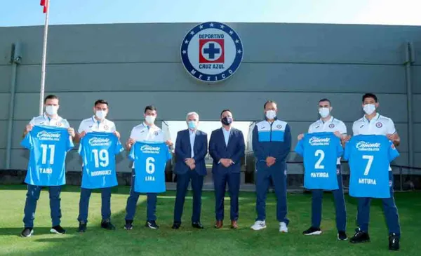 Refuerzos presentados en Cruz Azul (Fuente: Cruz Azul)
