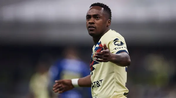 Renato Ibarra con la camiseta de America (Foto: Primicias).