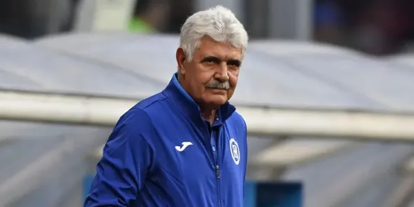 Ricardo Ferretti empieza a darse cuenta que jugadores no valen la pena en Cruz Azul.