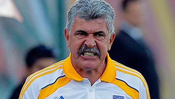 Ricardo Ferretti no asumió la culpa acerca de la derrota frente a Cruz Azul y mira a quien responsabilizó.