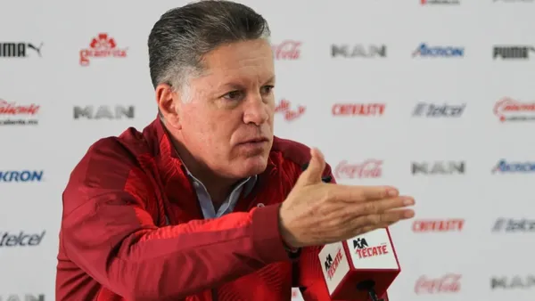 Ricardo Peláez exhibe los problemas que tiene Chivas y él porque no puede ser campeón