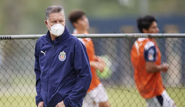 Ricardo Peláez llevó a Cristian Calderón a Chivas a cambio de varios millones de dólares, por lo que lo preferiría sobre una promesa del club.