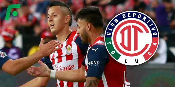 Roberto Alvarado y Alexis Vega (Fuente: MEXSPORT)