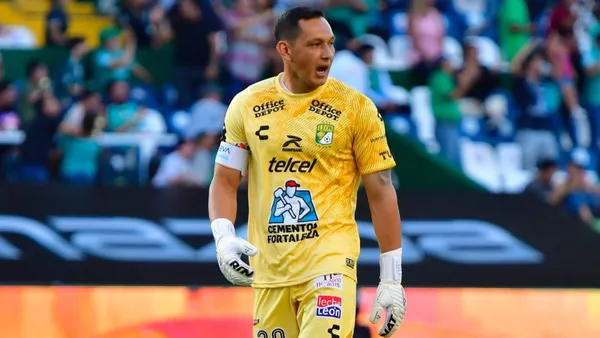 Rodolfo Cota con la camiseta del Club León. (Foto: Deporte Digital MX)